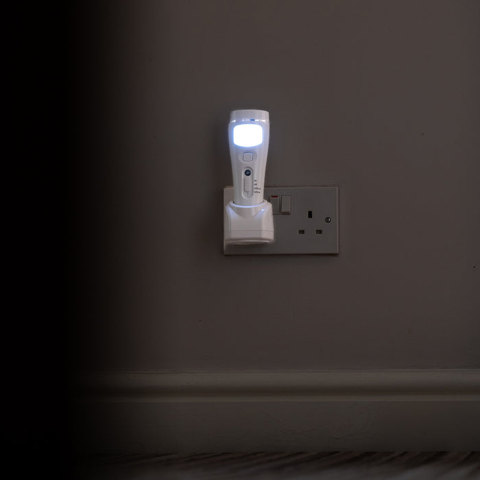 Xtralite NiteSafe Maxi LED Dusk Till Dawn Night Light With Torch & Power Failure Light