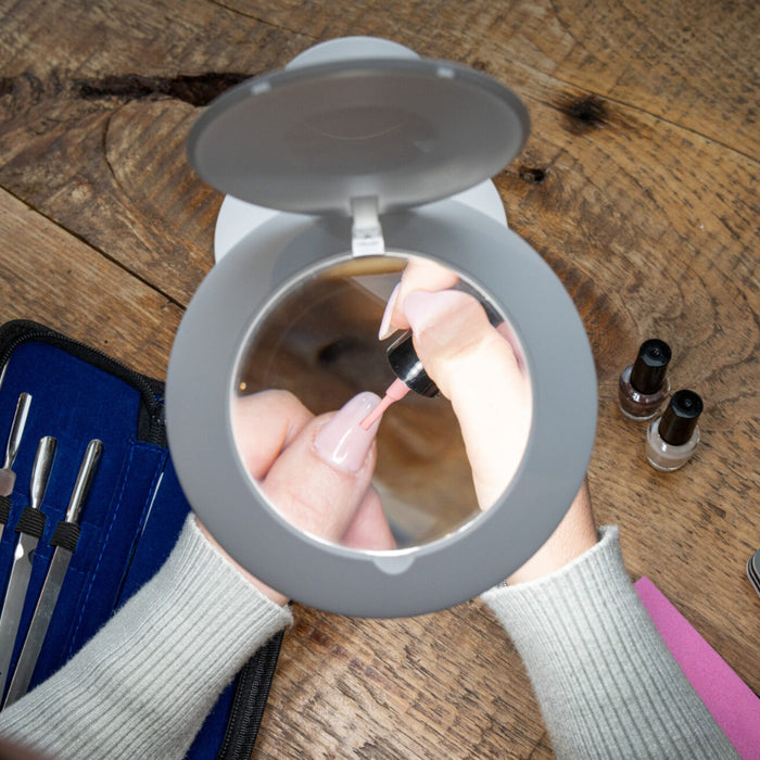The Daylight Company Halo Go 2 Magnifying Lamp