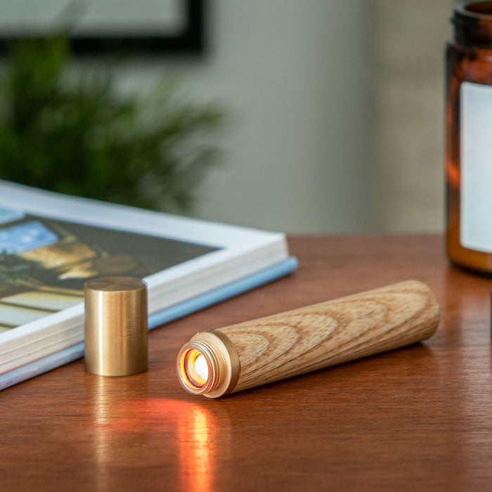 Gingko Natural Wood Flameless Element Rechargeable Lighter